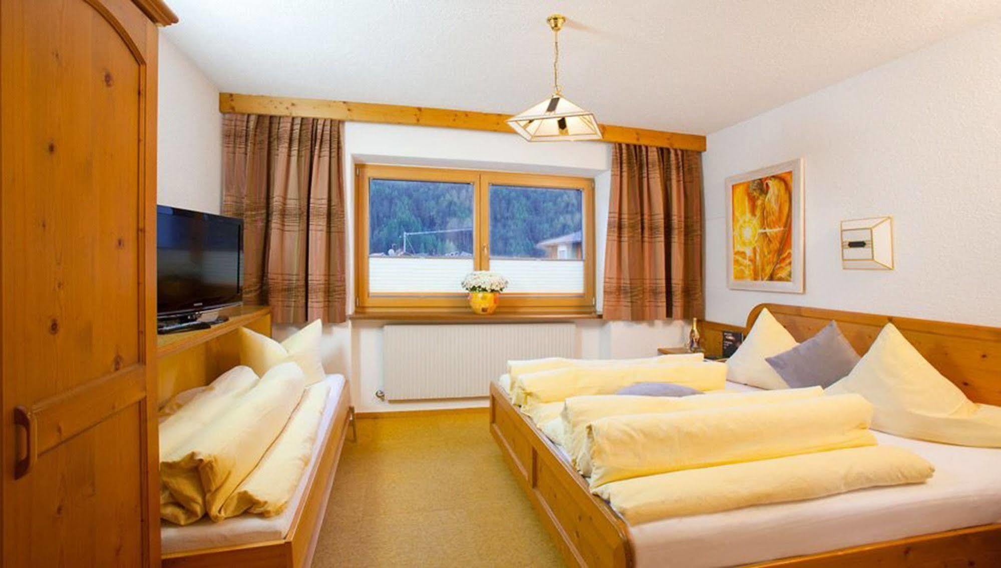 Top Tirol Appartement Huben  Exteriér fotografie