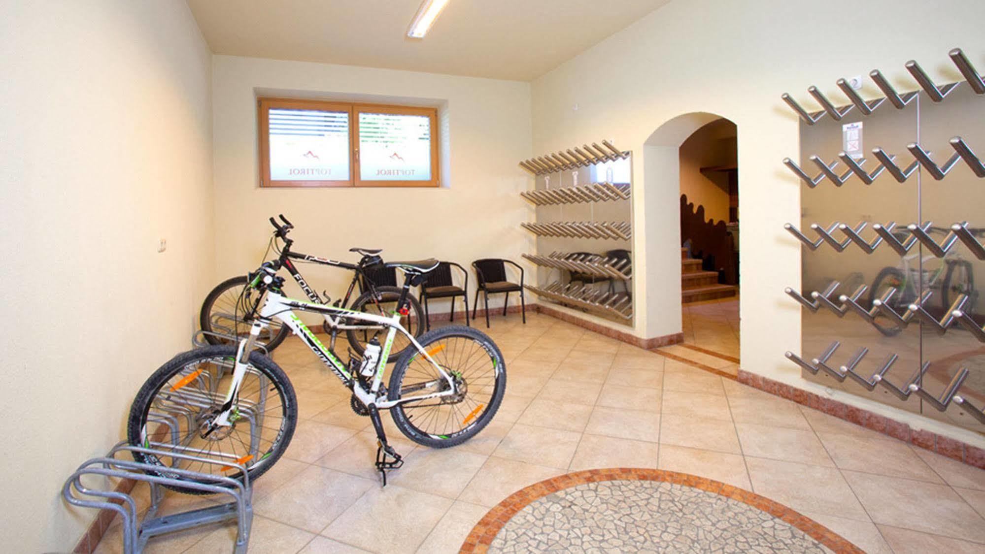 Top Tirol Appartement Huben  Exteriér fotografie